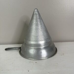 Vintage 50's NO462 USA Wearever Aluminum Cone Sieve Colander Strainer (no stand)